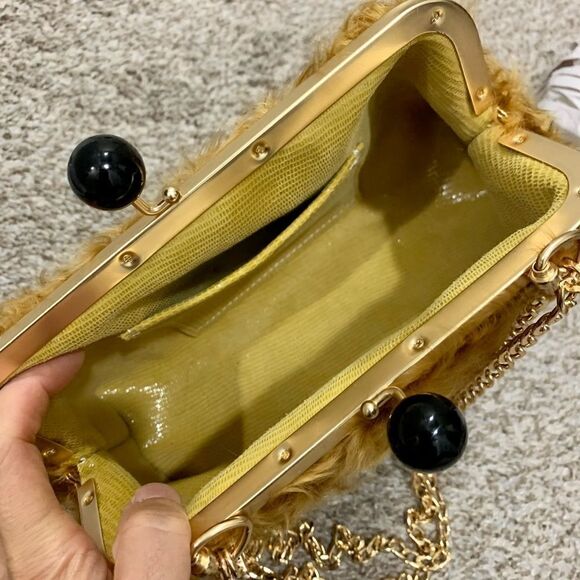 Handmade Real Curly Shearling Kisslock Clutch/Shoulder Bag/Crossbody & 2 Chains - Picture 14 of 14